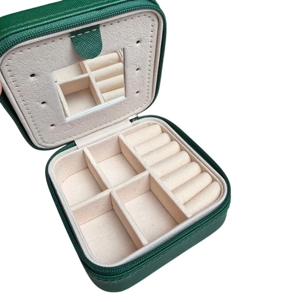 Green‎ Maria Jewelry Travel Case Green Organizer Vacation Travel Gift Jewelry